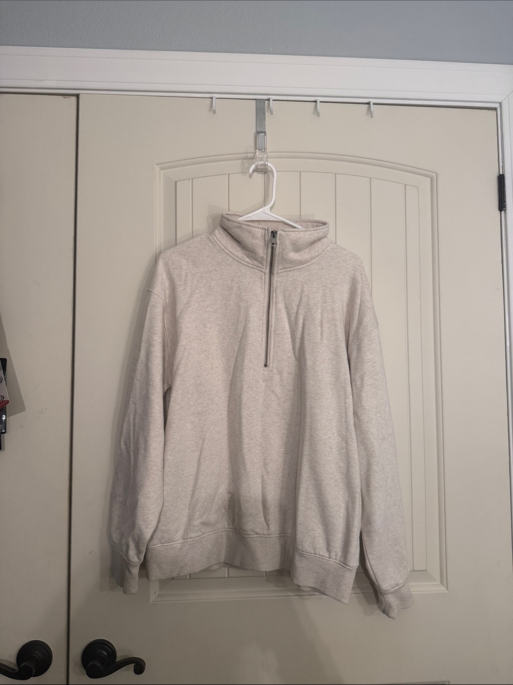 Universal Thread Men's Light Gray Half-Zip Pullover Sweater